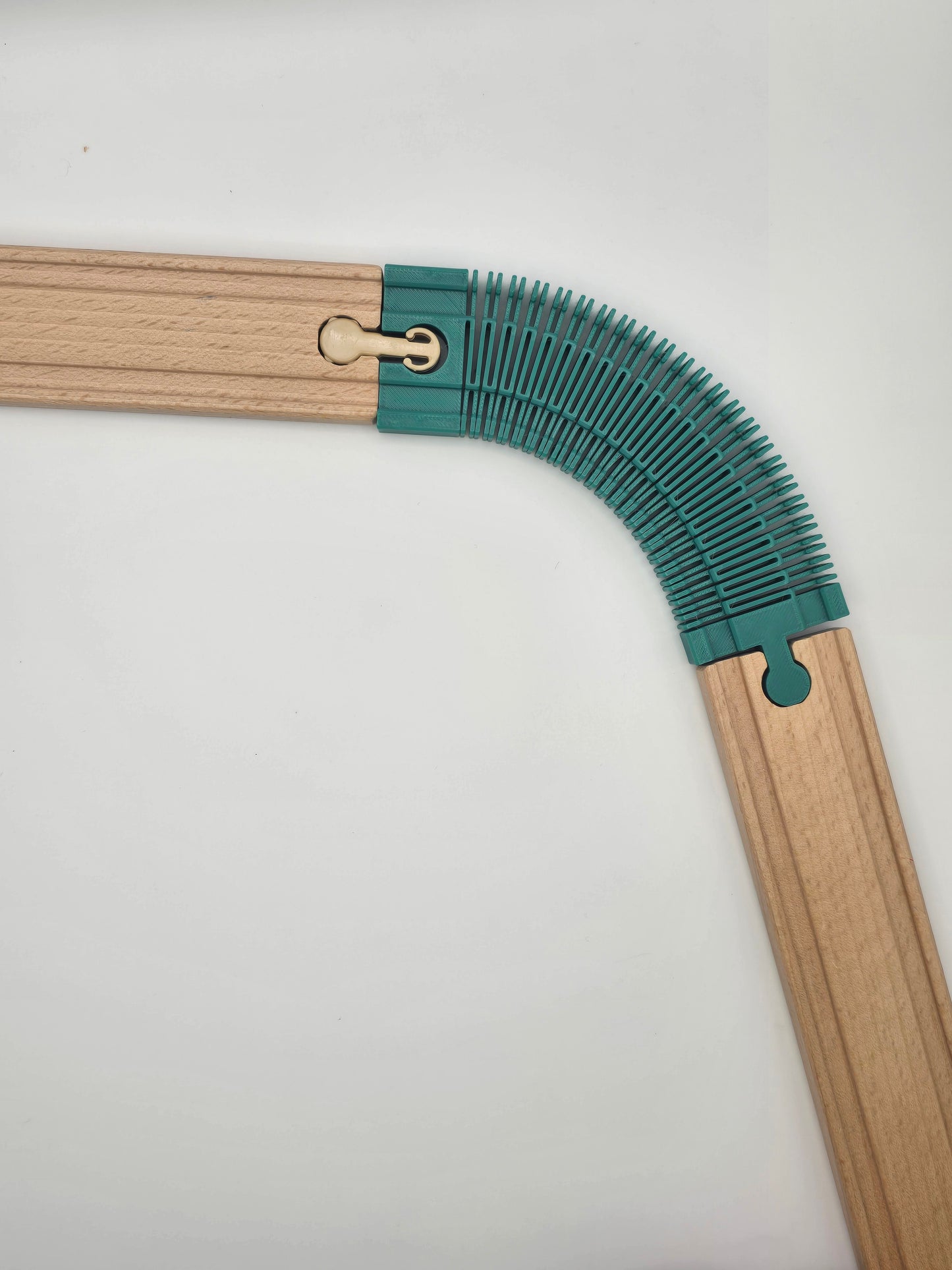 Flexibles Holzeisenbahngleis – Brio und IKEA