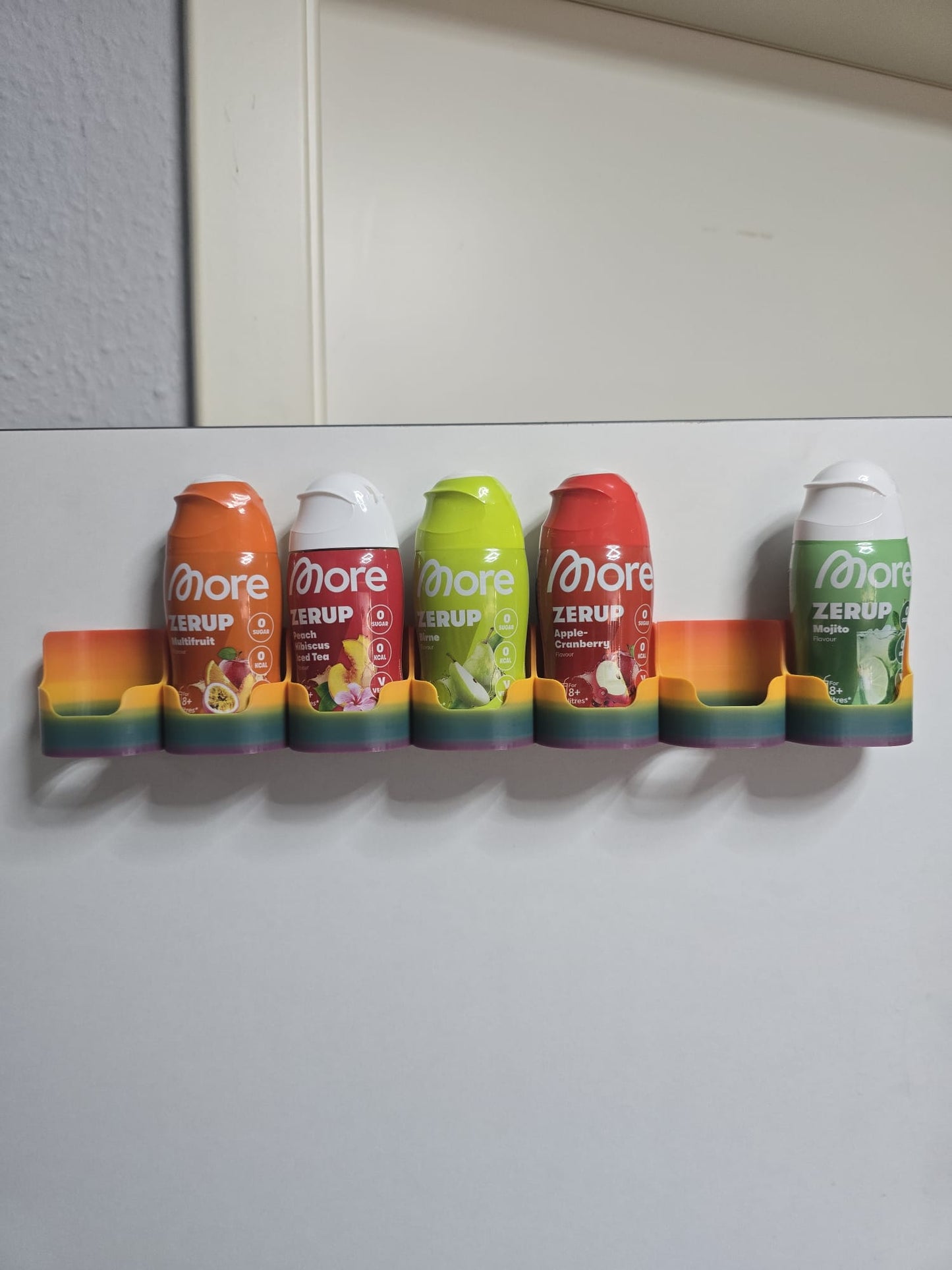 More Zerup Flaschenhalter & Sirup Regal – 1–7 Flaschen, Wand & Tür