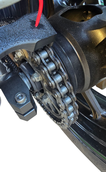 Kettenspray Sprühaufsatz Spritzschutz Sprühhilfe Sprayer Kette Motorrad